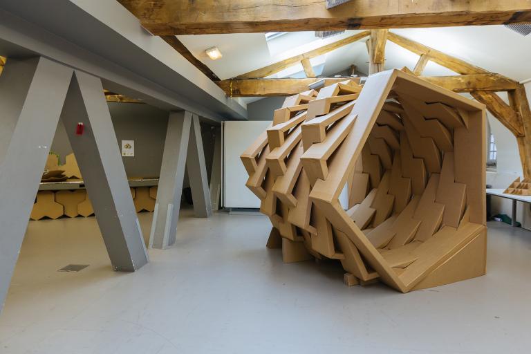 SP11- Studio cardboard building construction encadré par Claire Petetin