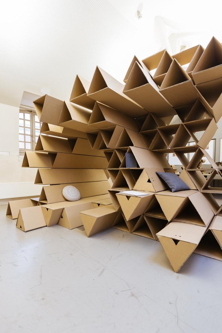 SP11- Studio cardboard building construction encadré par Claire Petetin