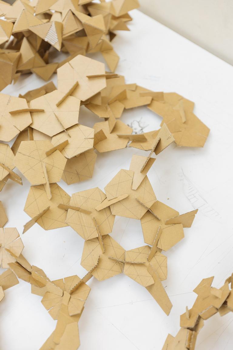 SP11- Studio cardboard building construction encadré par Claire Petetin