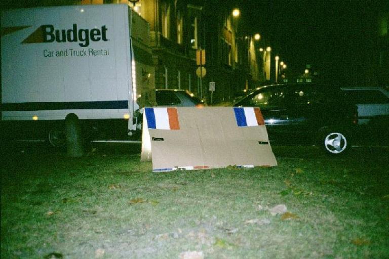 Antonio Gallego. Bleu, Blanc, Rouge, vidéo sonore.