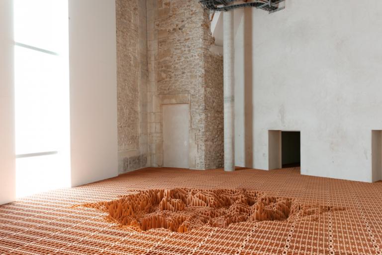 Super Asymmetry, Vincent Mauger, La Maréchalerie, 2012 © Vincent Mauger