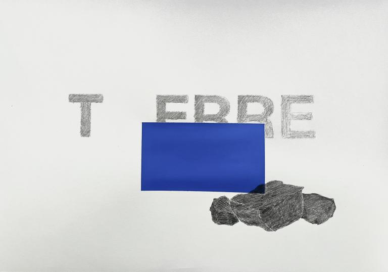 Étude, 2024, 30 X 40 cm, graphite et bleu incrustation © Bernard Calet, ADAGP Paris Etude _ Lointains. Bernard Calet. La Maréchalerie, 2025.