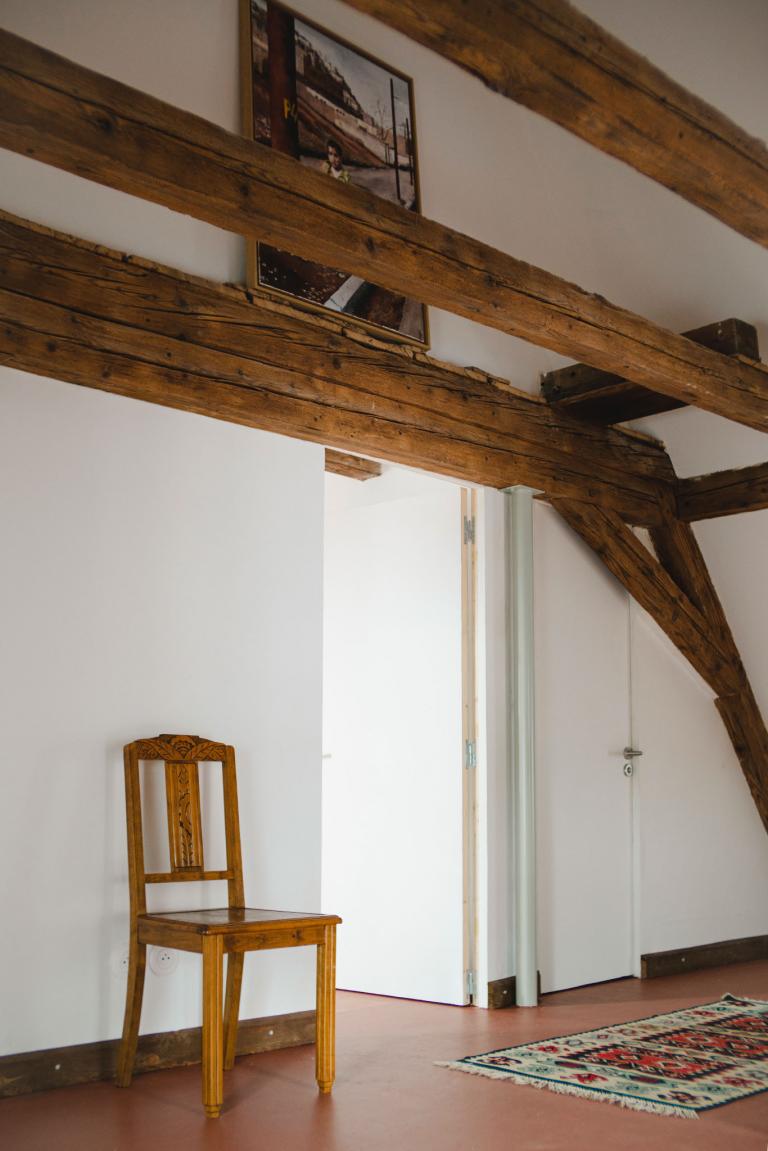 TRANSFORMATION DE GRENIERS_re-habiter la charpente alsacienne_photographie Tobias Canales